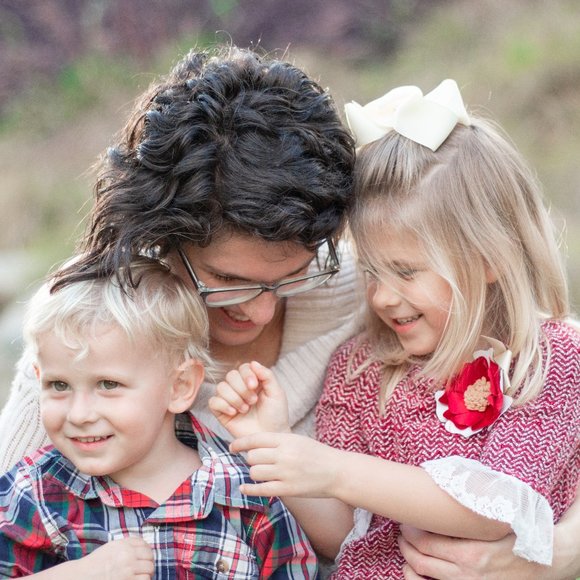 Meet your Posher, Sarah - Picture 3 of 3